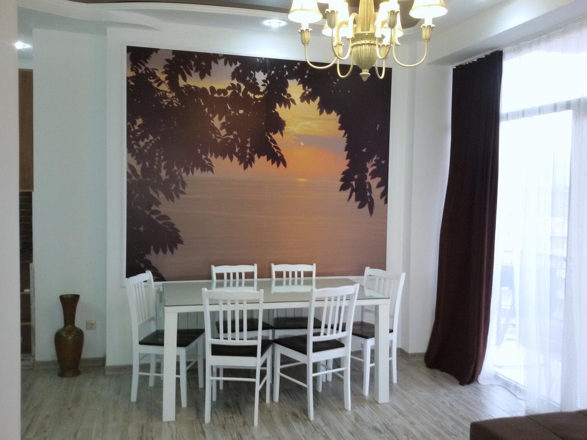 דירות Georgia, Apartament In Batumi Sh.Khimshiashvili N 1 מראה חיצוני תמונה